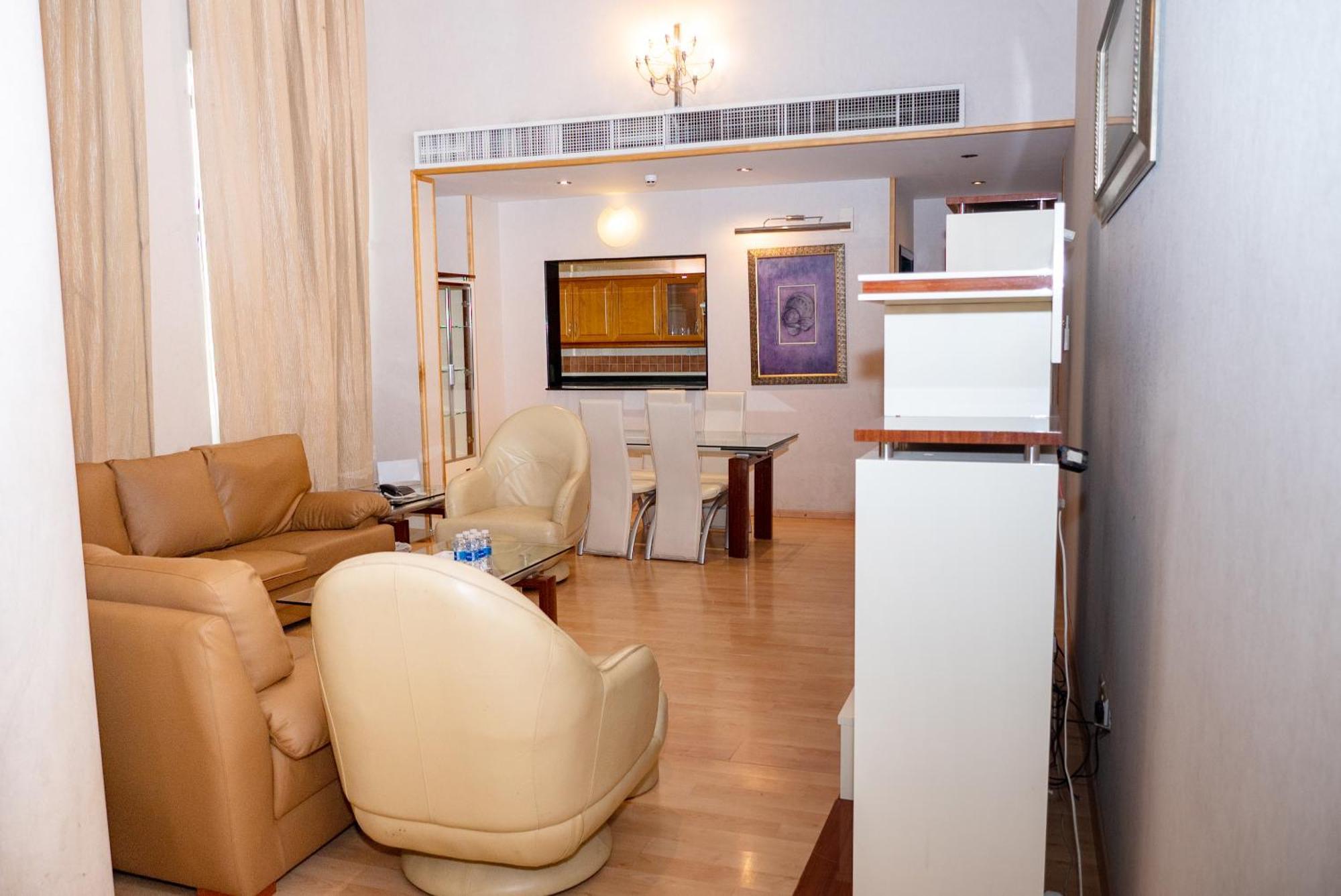 One Pavilion Luxury Serviced Apartments Manama Exterior photo