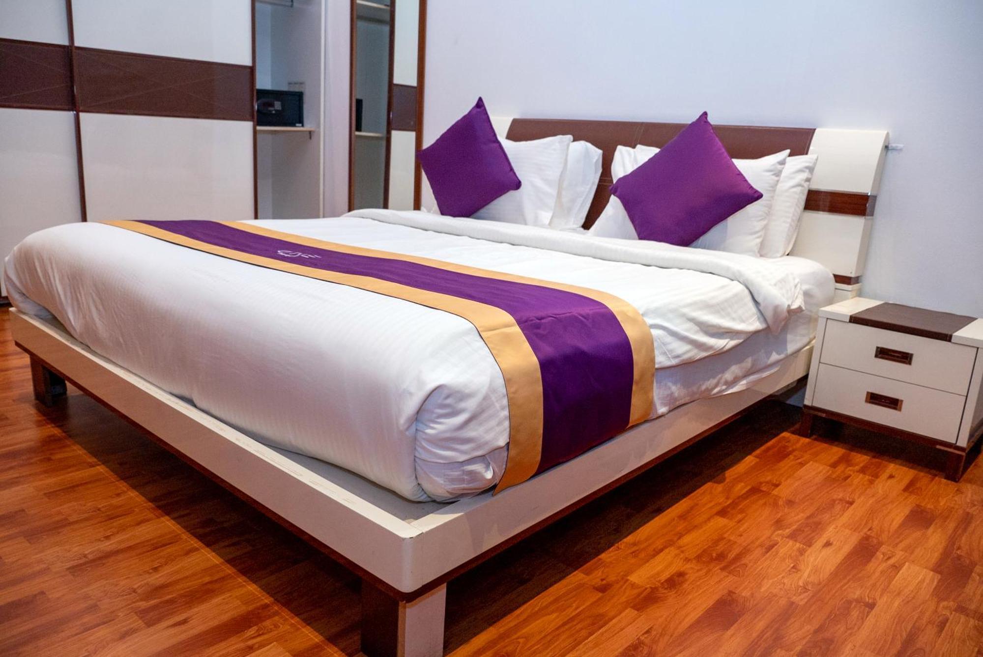 One Pavilion Luxury Serviced Apartments Manama Exterior photo